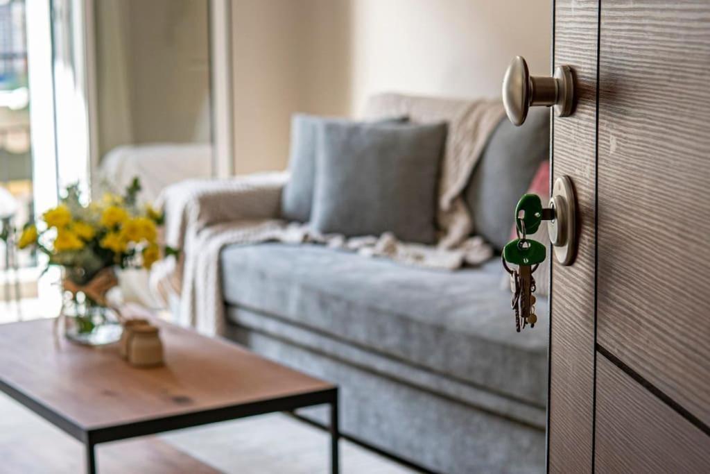 Orfeas Apartment เปรเวซา ภายนอก รูปภาพ